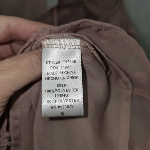 entro, Women's Size Small Elegant Pink Sleeveless Top with Ruffle Details, NWT - Picture 8 of 12